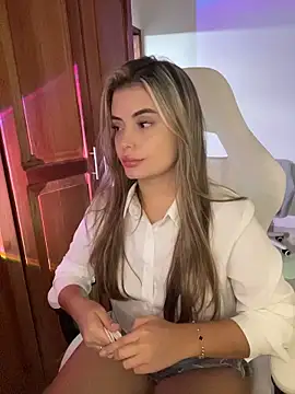 Snapshot of Miss_valeriaa chatting on June 2026 08:24:02 PM Miss valeriaa online show from June 2026 08:24:02 PM