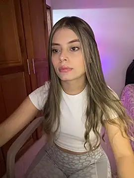 Miss valeriaa online show from February 2025 03:37:02 PM