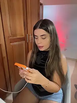 Snapshot of Miss_valeriaa chatting on April 2026 04:13:01 PM Miss valeriaa online show from April 2026 04:13:01 PM
