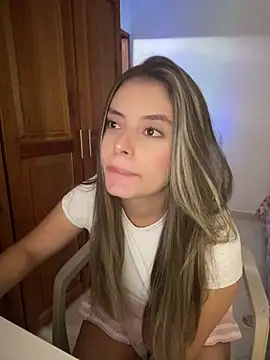 Miss valeriaa online show from March 2025 02:32:02 PM