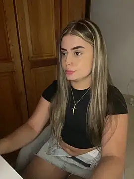 Miss valeriaa online show from November 2025 10:43:02 PM