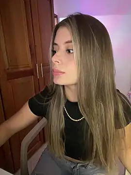 Miss valeriaa online show from March 2025 03:59:01 PM