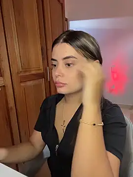 Miss valeriaa online show from April 2026 04:10:01 PM