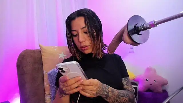  antonella dreamss online show from December 2025 03:28:04 PM