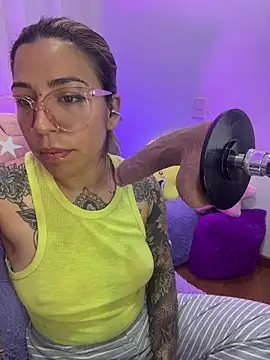 Snapshot of _antonella_dreamss chatting on June 2026 09:05:01 PM antonella dreamss online show from June 2026 09:05:01 PM