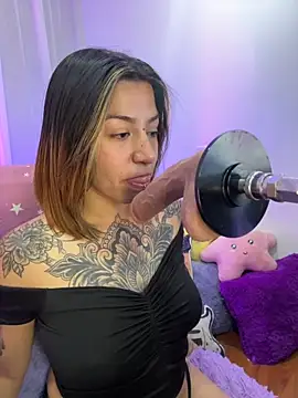  antonella dreamss online show from October 2025 04:42:02 PM