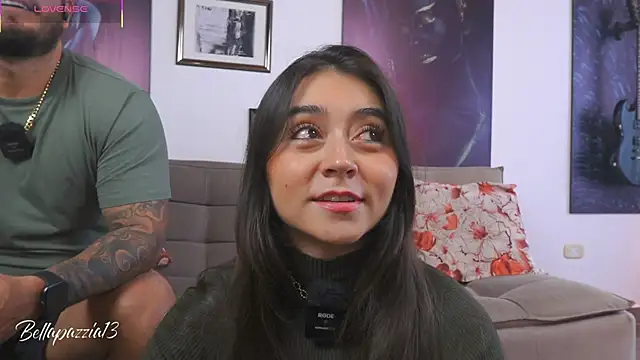 Bellapazzia online show from November 2025 04:40:01 PM