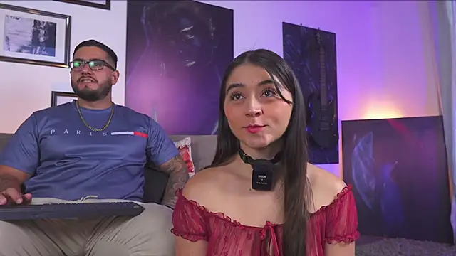 Bellapazzia online show from January 2026 05:17:01 PM