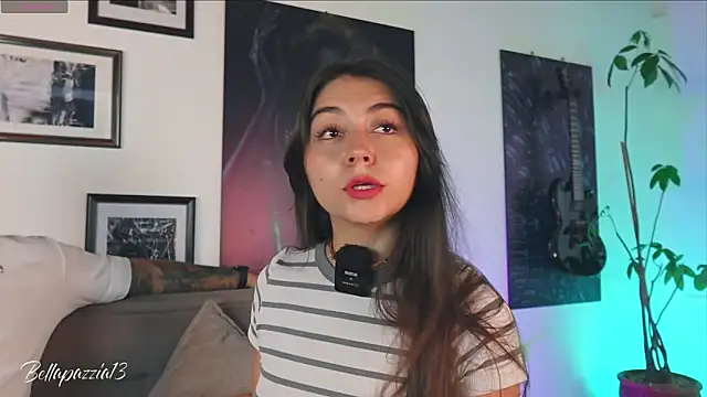 Snapshot of Bellapazzia chatting on April 2026 04:55:02 PM Bellapazzia online show from April 2026 04:55:02 PM