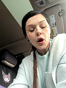 BlaizeyBBy online show from September 2025 10:42:01 PM