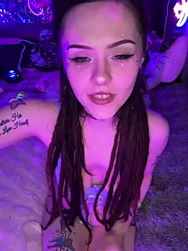 BlaizeyBBy online show from February 2025 12:27:02 PM