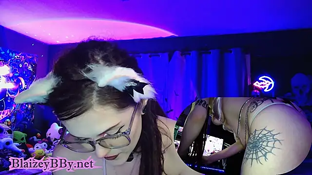 BlaizeyBBy online show from March 2025 10:45:01 AM