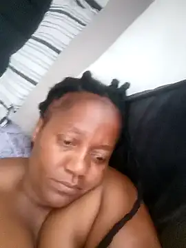 Snapshot of Galcraze chatting on January 2025 03:29:02 AM Galcraze online show from January 2025 03:29:02 AM