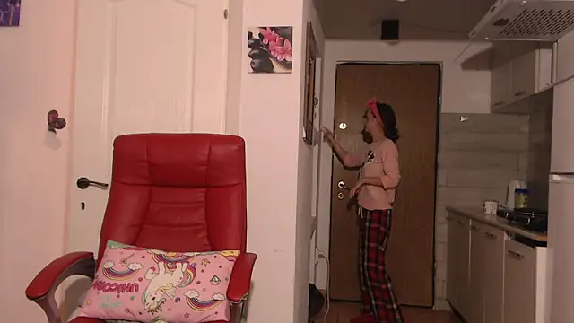 simyhvn online show from February 2026 05:40:01 AM