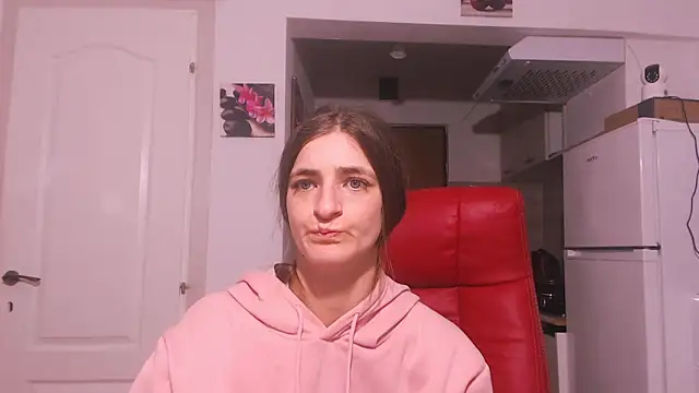 simyhvn online show from December 2025 09:23:01 AM