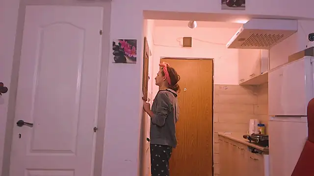 simyhvn online show from January 2026 05:11:02 AM