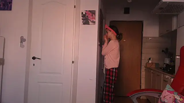 simyhvn online show from March 2026 05:36:01 AM