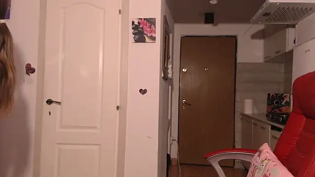 simyhvn online show from April 2026 04:14:02 AM