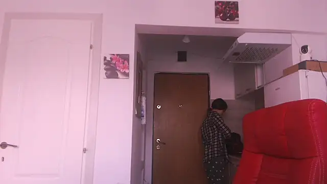 simyhvn online show from December 2025 09:33:02 AM