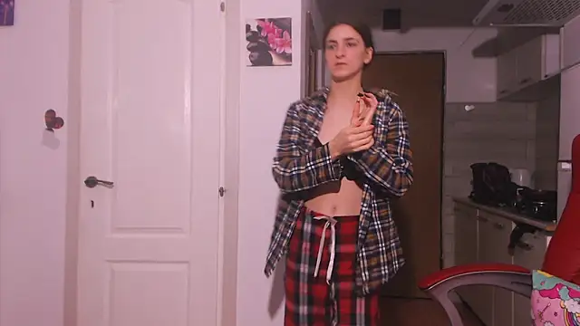 simyhvn online show from December 2025 06:08:02 AM