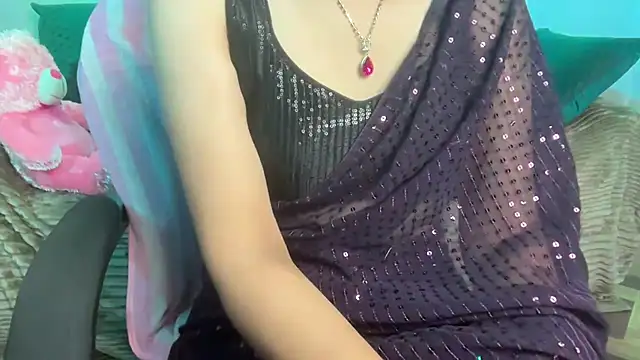 Queen Angelena online show from March 2026 04:45:01 PM