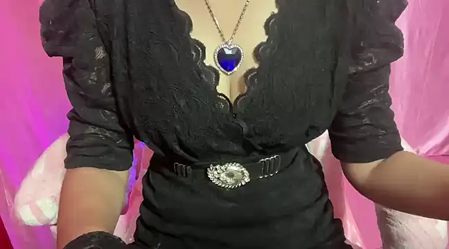 Snapshot of Queen_Angelena chatting on January 2025 05:24:01 PM Queen Angelena online show from January 2025 05:24:01 PM