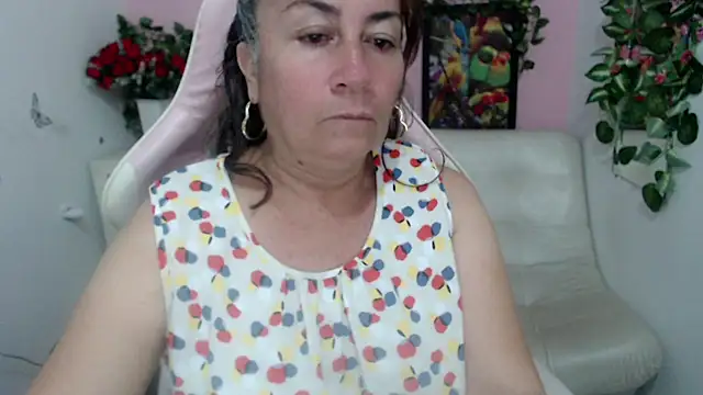 Snapshot of stepmother_105 chatting on September 2025 07:53:01 PM stepmother 105 online show from September 2025 07:53:01 PM