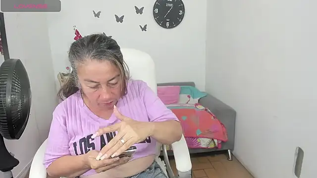 stepmother 105 online show from May 2026 04:38:02 PM
