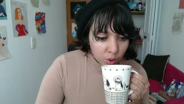 soynanabela28 online show from September 2025 04:11:01 PM