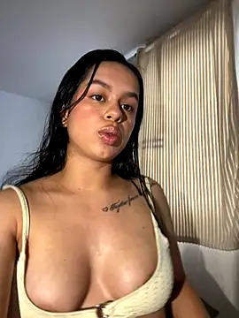 xlovelygirlx online show from October 2025 08:06:02 PM