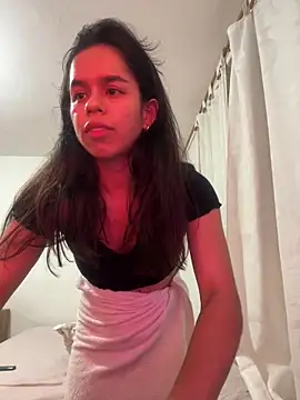 xlovelygirlx online show from March 2025 12:07:02 AM