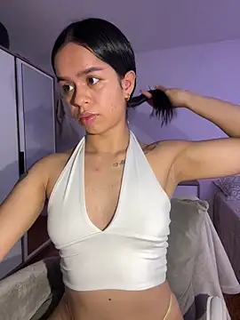 xlovelygirlx online show from February 2025 10:04:02 PM