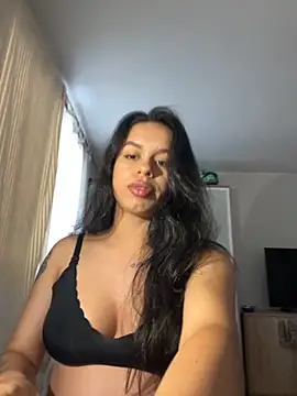 xlovelygirlx online show from September 2025 08:02:02 PM