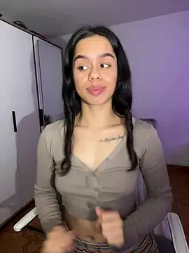 xlovelygirlx online show from February 2025 11:58:02 PM