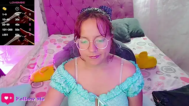 emma luna1986 online show from March 2025 09:52:02 PM