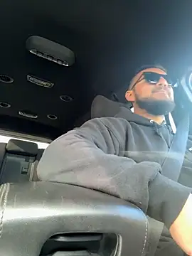 Ozzy420  online show from November 2025 10:13:01 PM