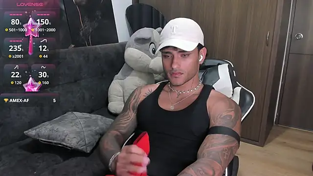 Alessandro Vanni online show from November 2025 01:44:02 AM