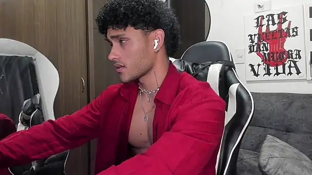 Alessandro Vanni online show from February 2026 03:38:02 AM