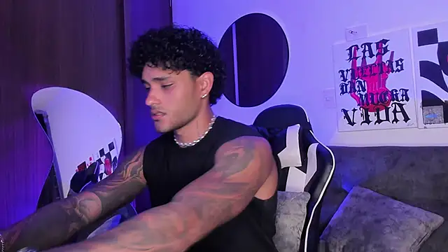 Alessandro Vanni online show from March 2026 02:34:02 AM