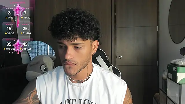 Alessandro Vanni online show from November 2025 04:11:01 PM