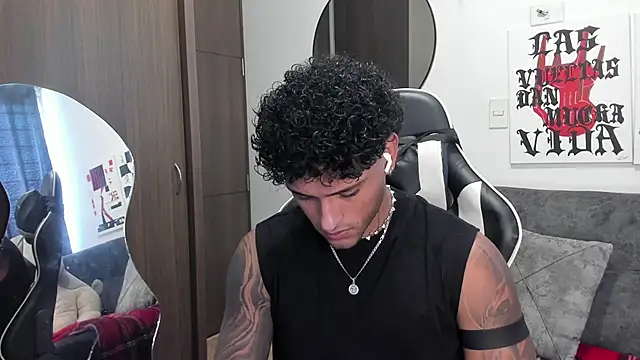 Alessandro Vanni online show from January 2026 02:21:01 PM