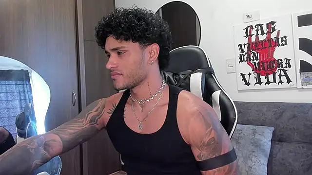 Alessandro Vanni online show from February 2026 02:28:01 PM