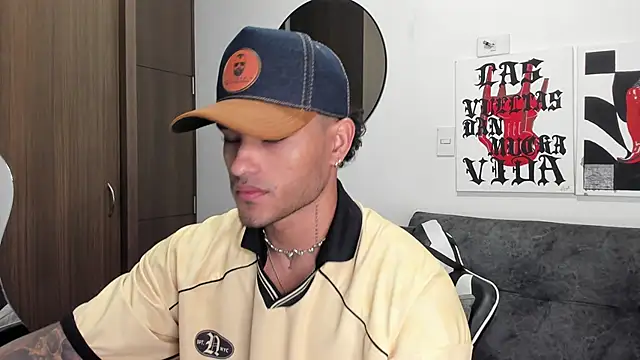 Alessandro Vanni online show from December 2025 02:29:02 AM