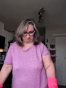 Canadian BBW online show from February 2026 07:45:01 PM