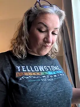 Canadian BBW online show from May 2026 08:46:01 PM