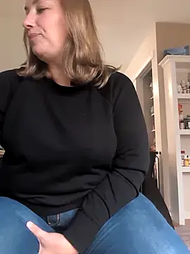 Canadian BBW online show from October 2025 07:57:02 PM