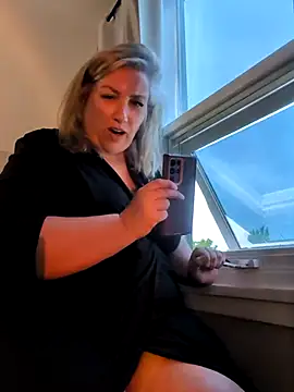 Canadian BBW online show from May 2026 09:44:02 PM