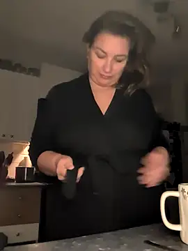 Canadian BBW online show from December 2025 02:37:01 PM