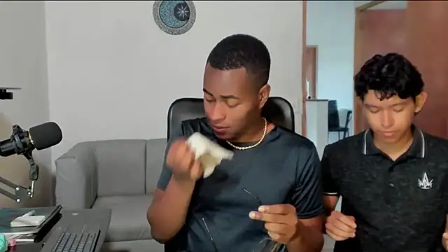 CrissBrownxxx online show from February 2026 05:10:02 PM