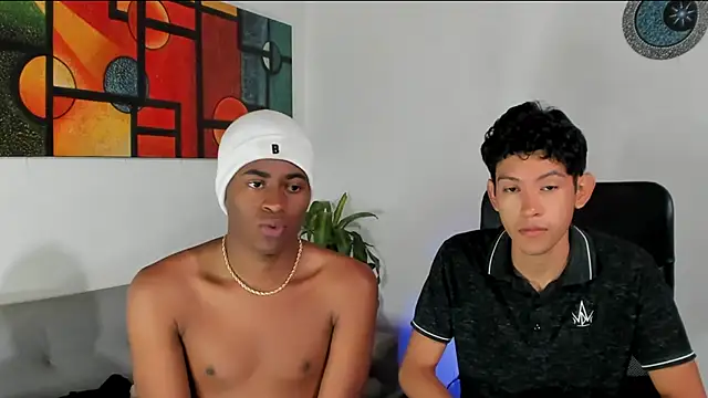 Snapshot of CrissBrownxxx chatting on September 2025 12:33:02 AM CrissBrownxxx online show from September 2025 12:33:02 AM